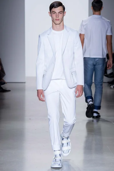 Look 31